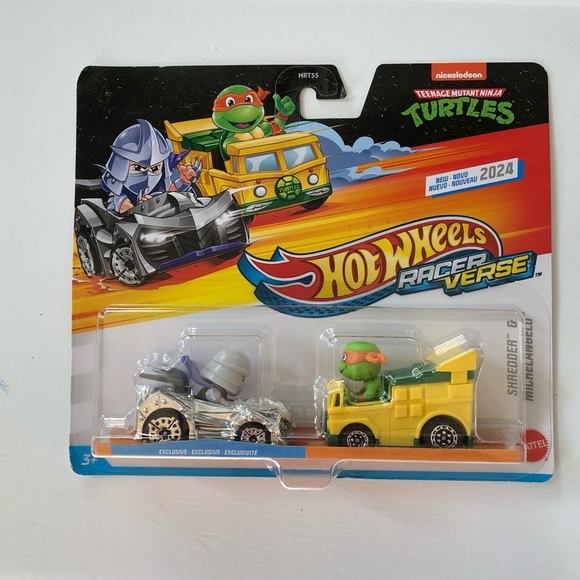 Hot Wheels Racer Verse 2-Pack TMNT Shredder & Michelangelo - BRAND NEW! - Picture 2 of 7